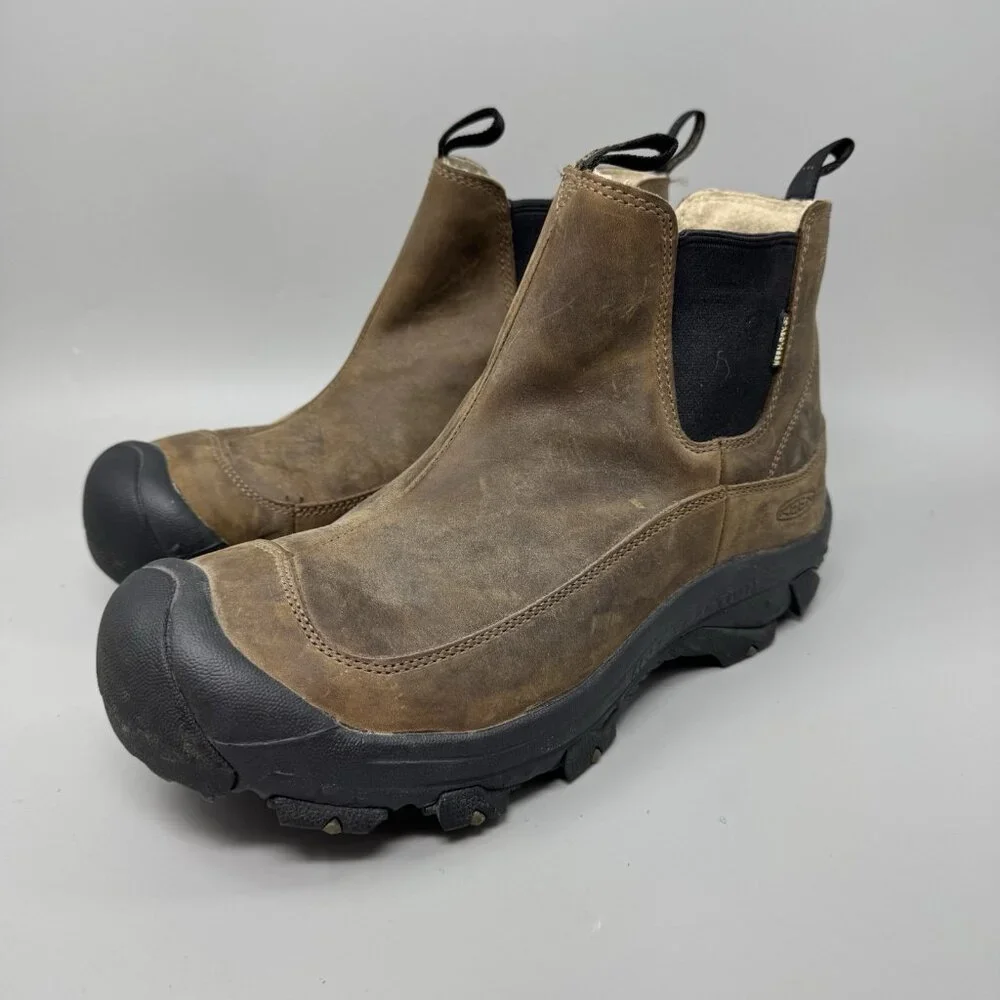 Keen anchorage men